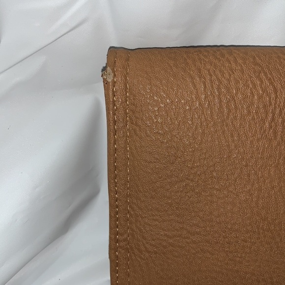 𝅺STEVE Madden Large Faux Leather Tan Wallet - Picture 3 of 6